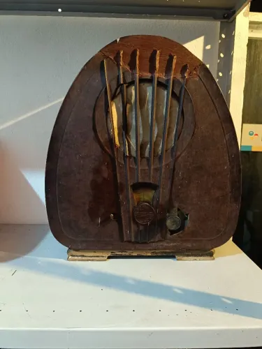 Rádio antigo anos 1930