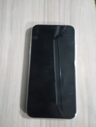 iPhone 11  850 reais tela original 