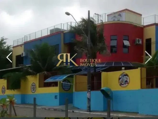 Megaestrutura Comercial Pronta para Escola ou Clínica no Campeche: 14 Salas e Acessibilida