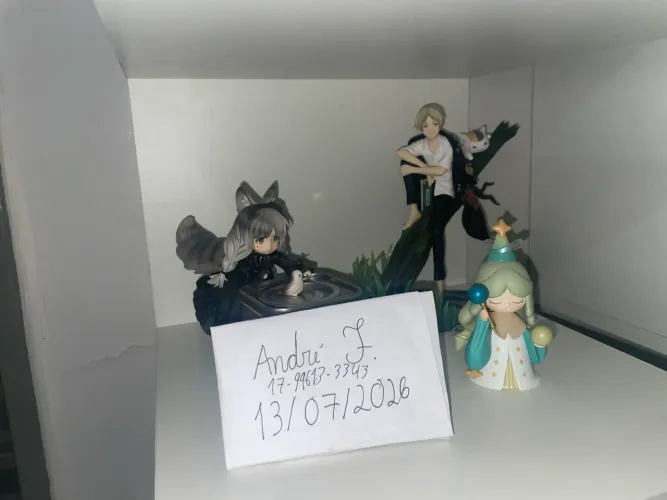 Lote figures originais