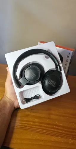 Fone JBL Bluetooth com Cancelamento de Ruído