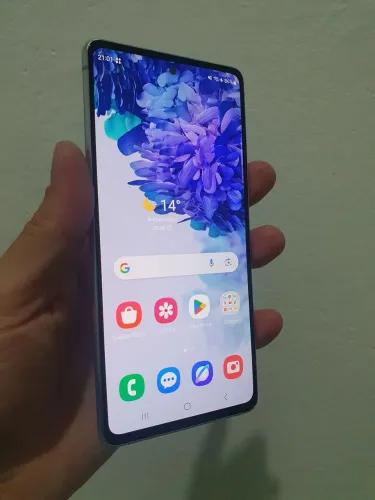 Galaxy S20 FE - 8GB/256GB - Snapdragon 865 - Excelente