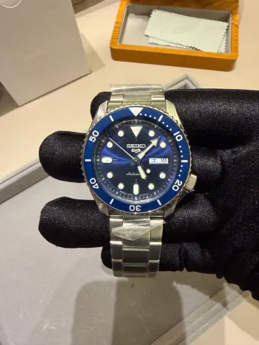 Seiko 5 Sport SBSA001 42,5 mm LACRADO