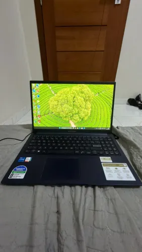 Asus vivobook 15 I5 8gb ram 512gb SSD