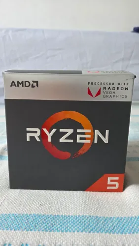 Processador AMD Ryzen 5 2400g CPU Usado com Vídeo Integrado e Cooler Box