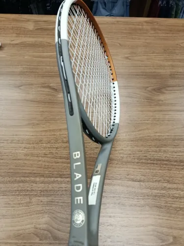 Raquete Wilson Blade 98