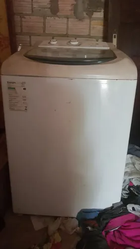 Máquina de lavar e secar