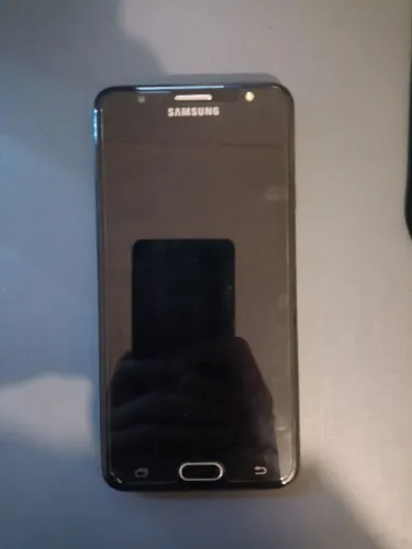Samsung Galaxy j7 prime 