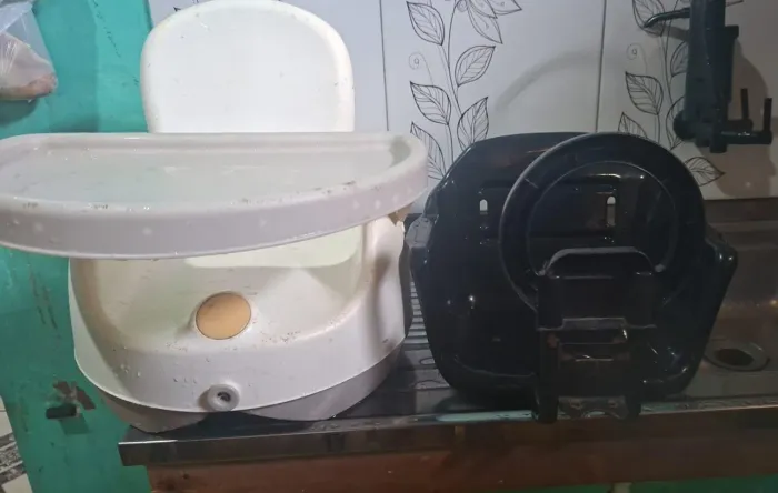 Cadeiras de alimentação e passeio 