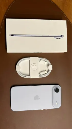 iPhone 17 Air 256gb (acompanha capa original da Apple) 