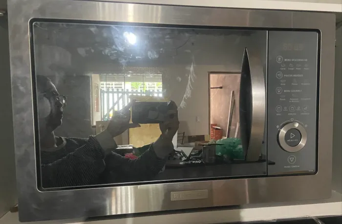 Microondas de embutir Electrolux