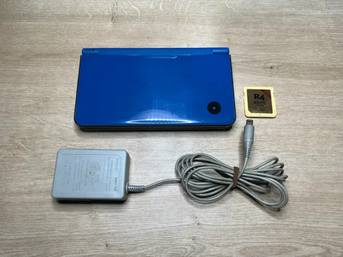Nintendo DSi XL Midnight Blue Azul