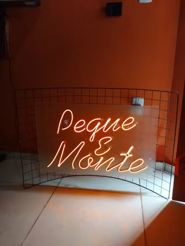 VANDA DE PEGUE E MONTE