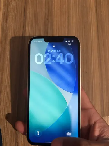 iPhone 13