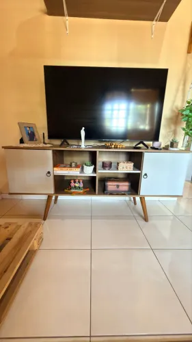 Rack Retrô em MDF