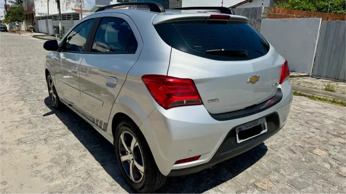 Chevrolet Onix Hatch LTZ 1.4 8V Flex Mec. 4P 2018