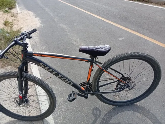 Bike Sutton aro 29 bem conservada