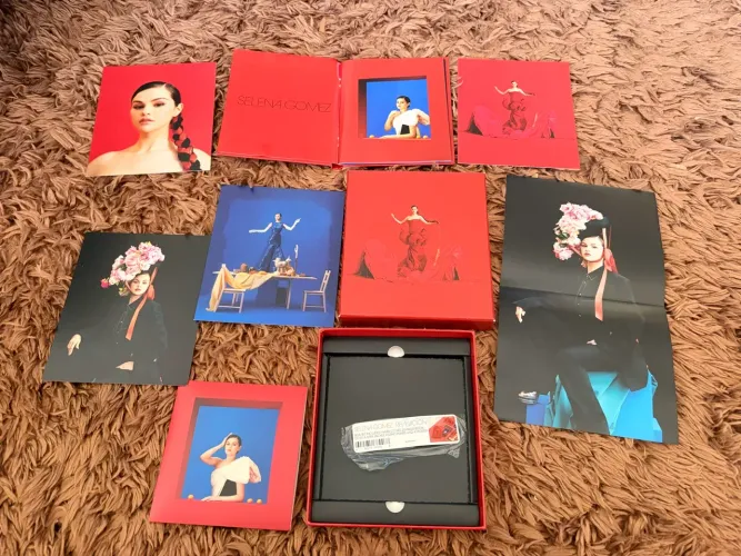 Selena Gomez Revelacíon Boxset CD