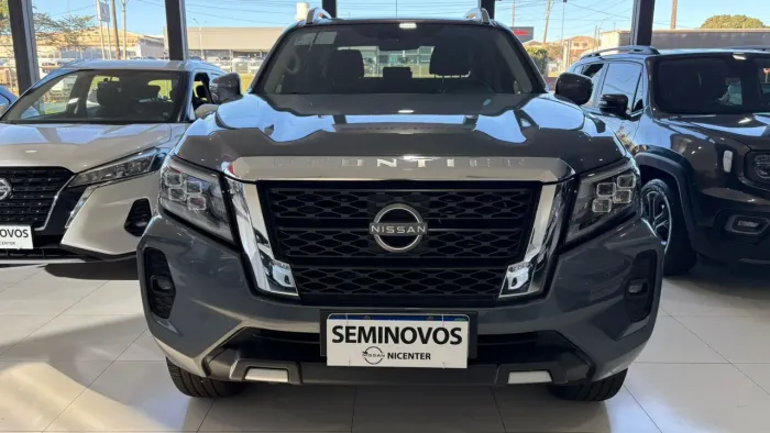 Nissan Frontier XE CD 4X4 2.3 Bi-TB Diesel Aut. 2024
