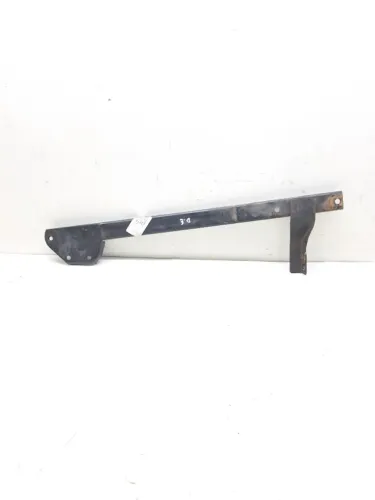 Suporte Farol Esquerdo Gm Tracker 2.0 2008 2009