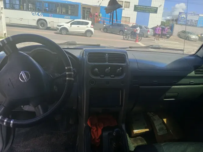 Nissan Frontier SE/ SE ONE CD 4X2 2.8 TDI Dies 2004