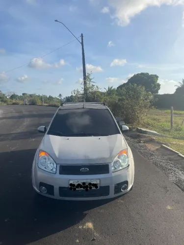 Ford Fiesta Sedan 1.0 8V Flex 4P 2008