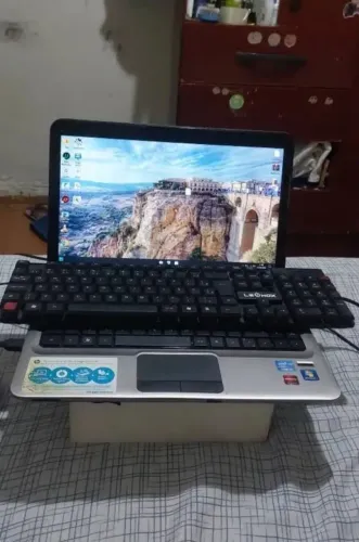 Notebook Pavilion HP Dm4 I5 Hd de gigas 6 ram está com teclado ruim e sem tampa .<br>