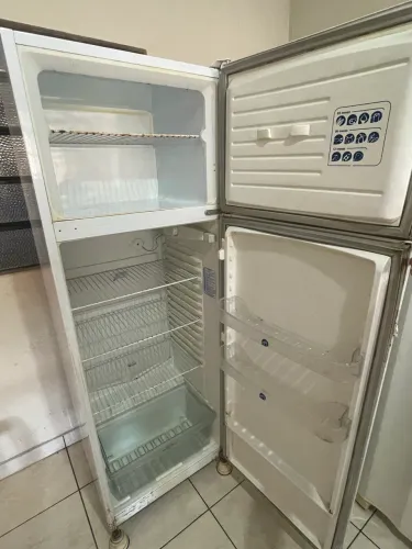 VENDO GELADEIRA DAKO DUPLEX