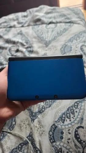 Nintendo 3DS XL, para uso de peças.