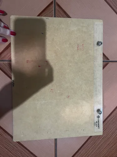 Prancheta Portátil Para Desenho Técnico A4 Trident Com Prendedor Metal 47-a4