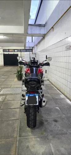 Moto extra, sem detalhes.