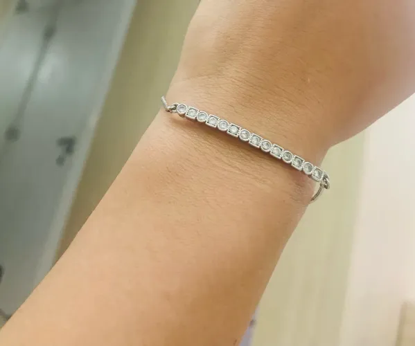 Pulseira cravejada ajustável Morana