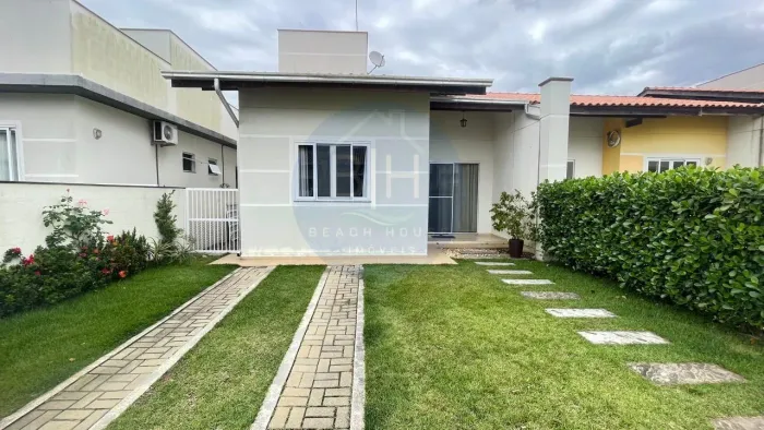 Casa em Condomínio para Locação em Balneário Piçarras, Itacolomi, 3 dormitórios, 1 suíte,