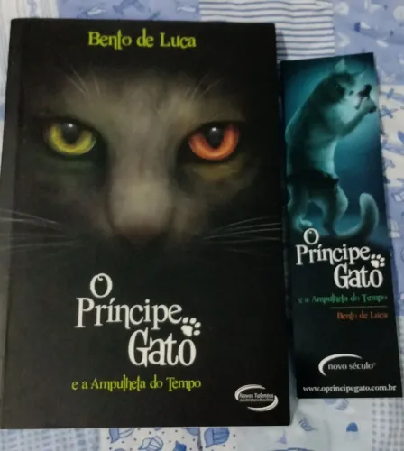 Livro (físico) O Príncipe Gato e a Ampulheta do Tempo Bento de Luca Novo* 300 pág.