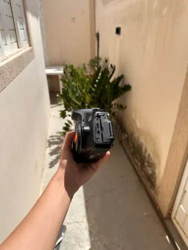 Canon EOS 60d Usada Com 2 lentes, duas baterias + kit limpeza