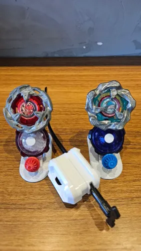 2 beyblade X Dual Pack Hells x Whale