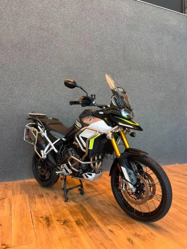 TRIUMPH TIGER 900 RALLY ÁRAGON EDITION