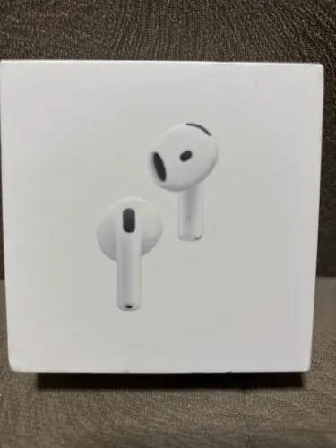 AirPods 4