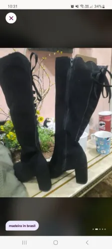 Bota cano alto com zíper e amarração 