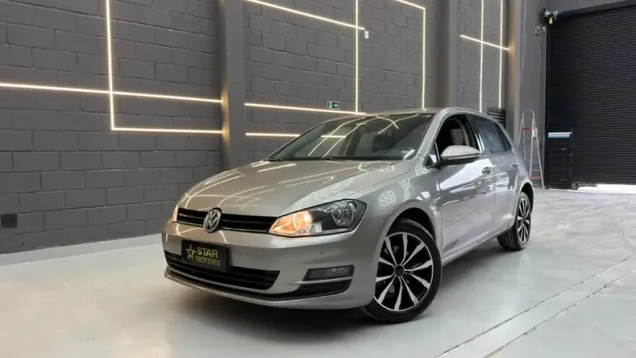 Volkswagen Golf Comfortline 1.4 TSI 140cv Aut. 2015