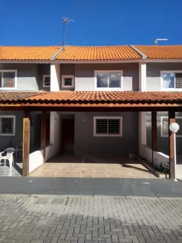 Sobrado com 3 dormitórios para alugar - Uberaba - Curitiba/PR
