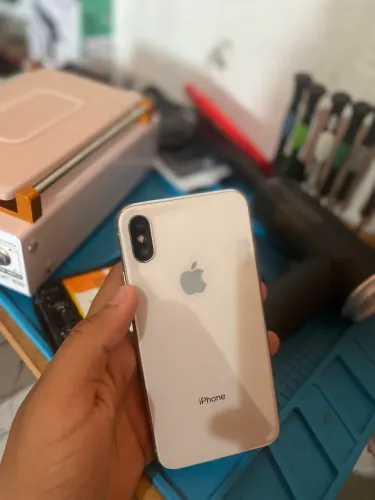 iPhone X pra sair logo 