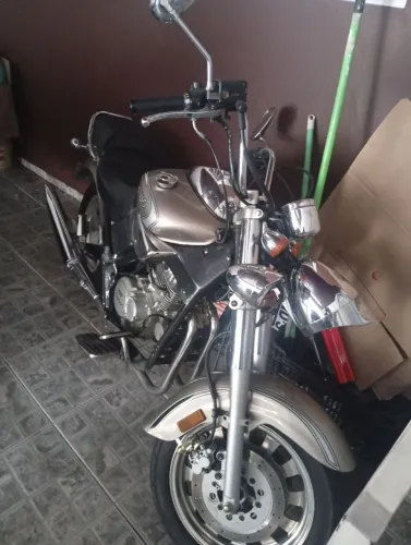 Para colecionadores. A moto com km mais baixa do Brasil. Raridade. Muito nova ...