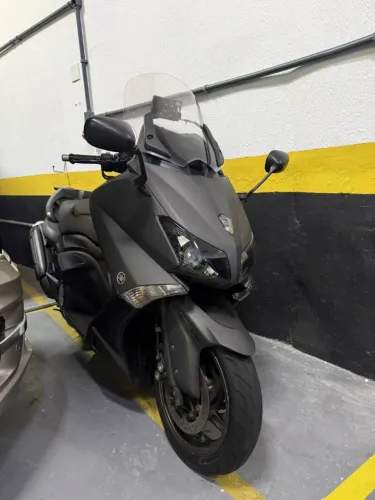 Scooter Tmax 530