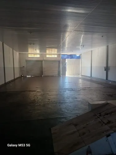 Locação barracão comercial com edícula - 400m² - Vila Aparecida.