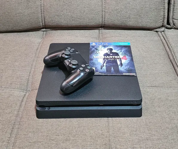 PS4 slim 500gb (12x nos cartões) 