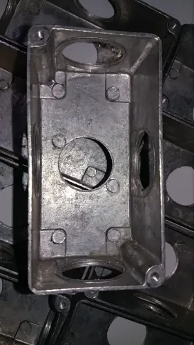 Condulete multiplo 1" c/ tampa s/ parafusos  10 peças