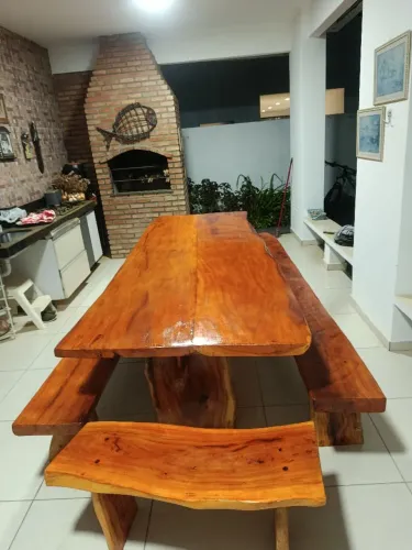 Mesa rústica 