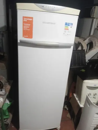 Freezer frost free vertical Brastemp 228 litros