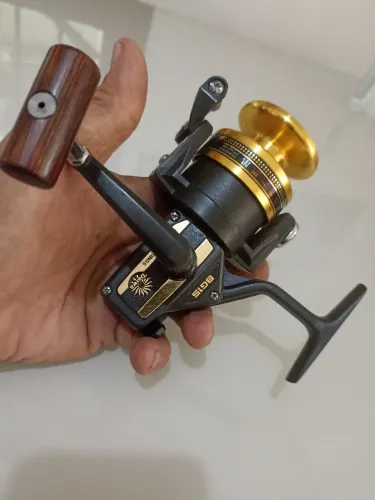 Molinete vintage Daiwa BG 15 NOVO 